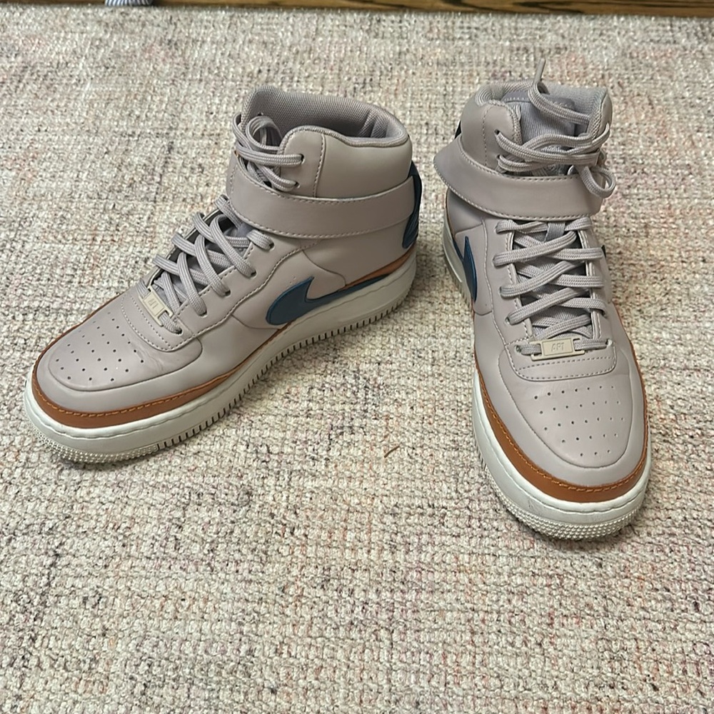 Nike Air Force 1 lilac high top
